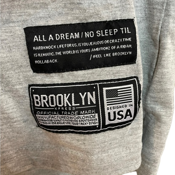 Brooklyn Xpress Casual TSHIRT With Black And Silver Accents Size Large 14/16 EUC - Picture 2 of 7